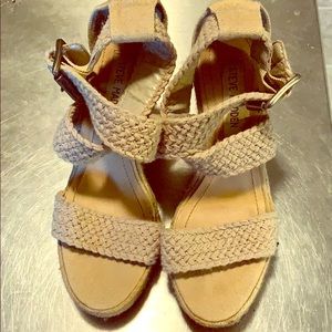 Steve madden woven wedge sandals